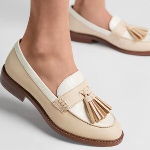 Franco Sarto Carolynn Low Loafer Ivory/White Faux Leather Croco
